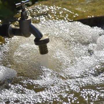Wajib Tahu! Ini Jarak Ideal antara Sumur Air dengan Septic Tank Biar Nggak Tercemar