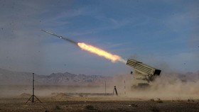 Siaga Perang, Iran Gelar Latihan Militer di Dua Fasilitas Nuklir