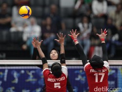 Momen Megawati Bawa Red Sparks Menang Lawan Indonesia All Star