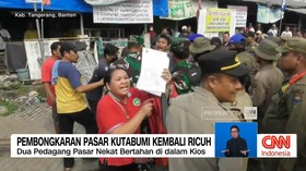 VIDEO: Pembongkaran Pasar Kutabumi Kembali Ricuh