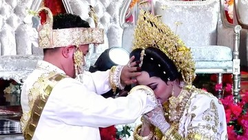 FAKTA PERNIKAHAN PUTRI DA