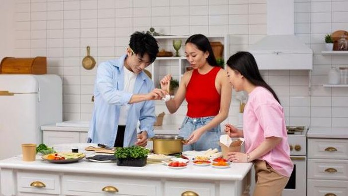 Lomba Masak Bersama/Foto: Freepik.com/Freepik