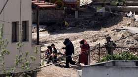 FOTO: Militer Israel Serbu Kamp Nur Shams di Tepi Barat, 14 Tewas