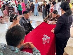 Begini Momen Bharada Richard Eliezer Nikahi Kekasihnya di Manado