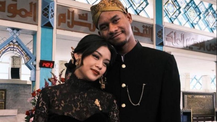 Pernikahan Yasmeen Bianda dan Adewale Ajamu Pernikahan Yasmeen Bianda dan Adewale Ajamu