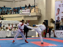 Dojo Garuda Emas Sabet Juara Umum 1 Open Karate Championship 2024