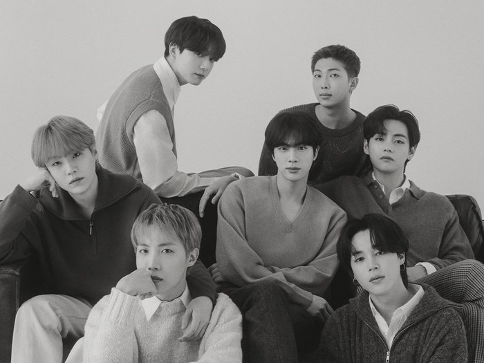 BTS POP-UP: MONOCHROME akan hadir di Metro Gandaria City Mall, Jakarta