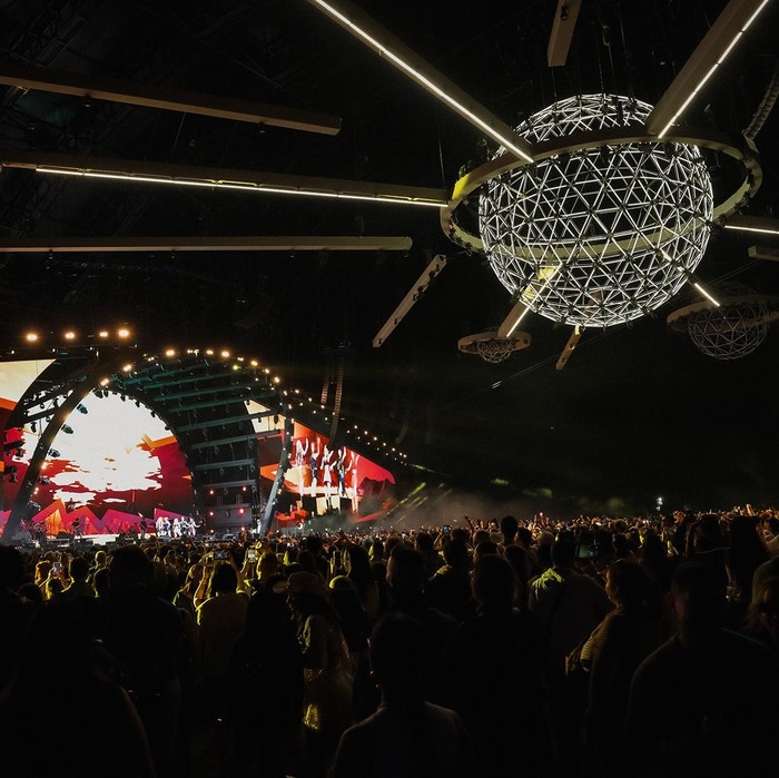 Penampilan LE SSERAFIM di week 2 Coachella