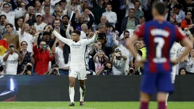 Bellingham Bantu Madrid Menang Dramatis atas Barcelona di El Clasico