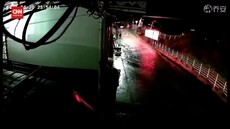 VIDEO: Jembatan Runtuh usai Hujan Lebat dan Angin Kencang di Guangdong