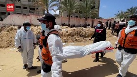 VIDEO: Ratusan Jenazah di Halaman RS Khan Younis usai Israel Mundur