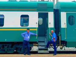 Kereta di Uzbekistan Unik dan Penuh Kekeluargaan