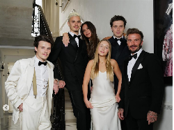 Gosip Tak Akur, Nicola Peltz Ungkap Penyebab Absen di Ultah Victoria Beckham