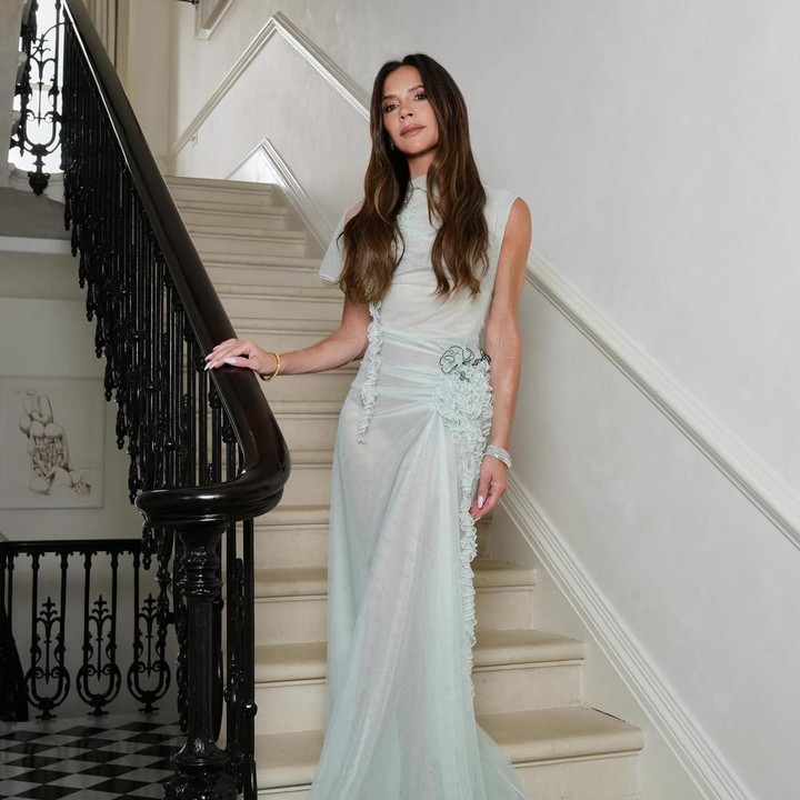 <p>Victoria Beckham sedang berulang tahun, Bunda. Pemilik nama asli Victoria Caroline Adams itu telah mencapai usia 50 tahun. (Foto: Instagram @victoriabeckham)</p>