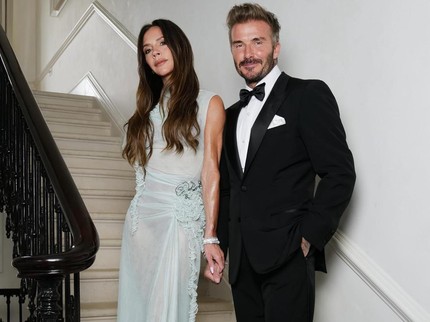 7 Potret Ultah Victoria Beckham ke-50, Spice Girls Reuni hingga Tom Cruise Hadir