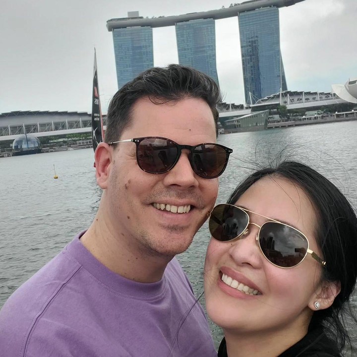<p>Gracia Indri juga meninggalkan keterangan di kolom caption. Katanya, momen ini diabadikan ketika ia dan sang suami menghabiskan waktu berdua saat di Singapura. "Papa Mama pacaran waktu di Singapore tanpa Nova," tuturnya, dikutip dari akun Instagram @graciaz14. (Foto: Instagram @graciaz14)<br /><br /></p>