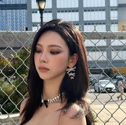 6 Inspirasi Gaya Makeup Bold ala Karina aespa, Menawan dan Bisa Tetap Girly!