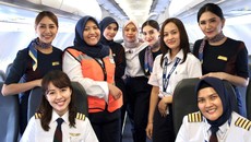 Pelita Air Terbangkan Semangat Emansipasi Wanita dengan Kartini Flight