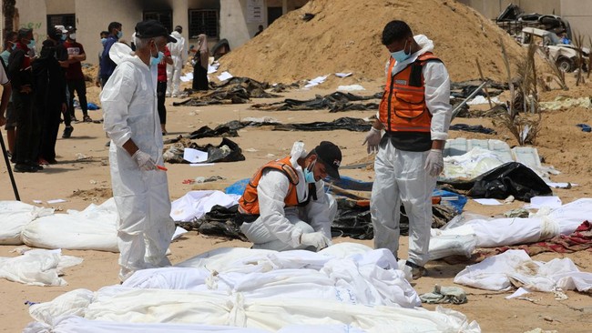 Amerika Serikat desak Israel jelaskan soal temuan kuburan massal berisi lebih dari 400 jenazah di Jalur Gaza, Palestina.
