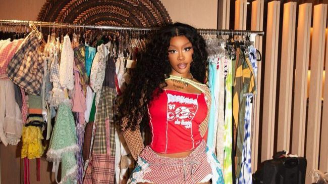 Lirik Lagu Seek dan Destroy - SZA