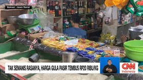 VIDEO: Tak Semanis Rasanya, Harga Gula Pasir Tembus Rp20 Ribu/Kg