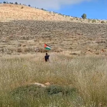 Tendang Bendera Palestina, Tentara Israel Langsung Kena Azab