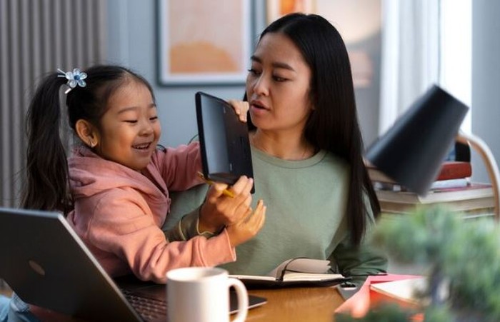 Bolehkah Anak-anak Nonton Film Horor? Cek Faktanya!