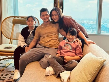 Kejutan Ultah dari Suami untuk Audy, Pesan Iko Uwais dan Anak-anak Undang Tawa