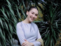 Ayu Ting Ting Buru Puluhan Haters Pembully Bilqis dan Keluarga
