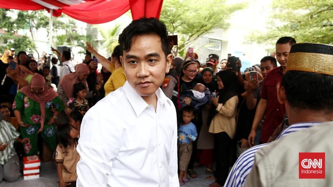 Gibran Rakabuming ingin menyelesaikan tugasnya sebagai Wali Kota Solo hingga pelantikan presiden-wakil presiden terpilih pada Oktober mendatang.