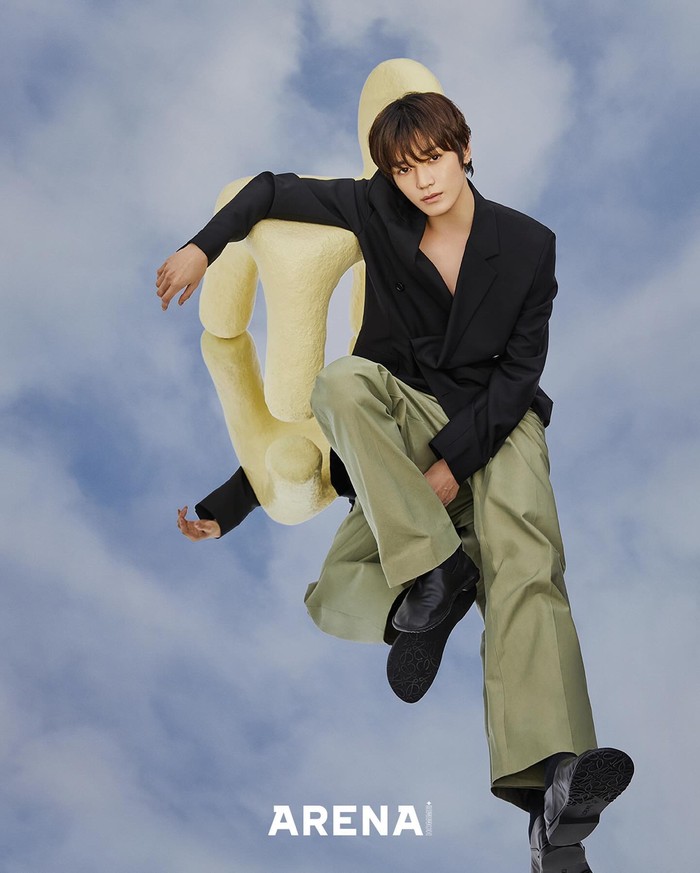 Idol tampan dari SM Entertainment, yaitu Taeyong juga turut mendaftarkan diri untuk wamil. Nah, Taeyong menjadi member NCT pertama yang masuk pangkalan angkatan laut pada April 2024 lalu, nih!/ Foto: instagram.com/taeoxo_nct