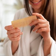 Jenis-jenis Sisir Rambut Beserta Fungsinya, Jangan Sampai Tertukar!