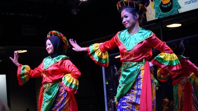 Indonesia Cultural Festival 2024 menjadi ajang yang memamerkan kekayaan dan keindahan budaya nusantara di kancah internasional, tepatnya di Skotlandia.