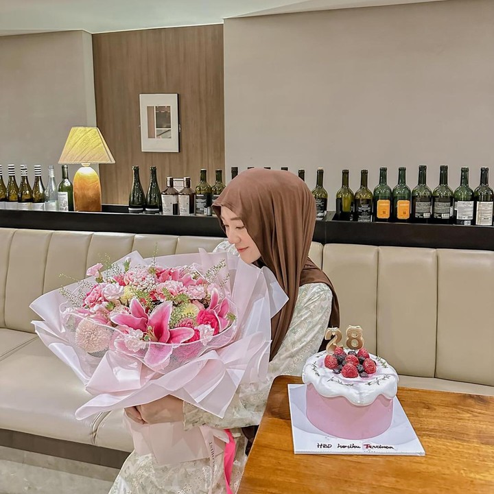 <p>Larissa Chou baru saja memperingati hari kelahirannya, Bunda. Pada 23 April 2024 lalu, ia sudah genap berusia 28 tahun.(Foto: Instagram @larissachou)<br /><br /><br /></p>