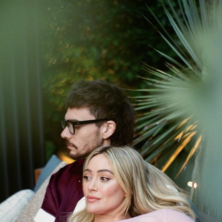 <p>Hilary Duff kemudian menikah dengan Matthew Koma di tahun 2019. Dari pernikahannya dengan Matthew, ia dikaruniai dua anak, dan sebentar lagi menjadi tiga. (Foto: Instagram @hilaryduff).</p>