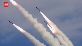 VIDEO: Kim Jong Un Pantau Simulasi Serangan Balik Nuklir di Korut