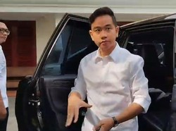 Jawaban Gibran Saat Ditanya Sampai Kapan Pakai Invisible Team