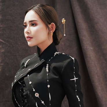 Beragama Kristen, Amanda Manopo Ceritakan Momen Belajar Salat & Wudhu