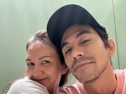 Cerita Darius Pernah Bertengkar dengan Istri, Donna Agnesia Ngambek dan Tidur di Bath Tub
