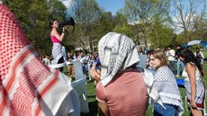 Mahasiswa di Paris Akhiri Demo Pro Palestina Usai Bentrok