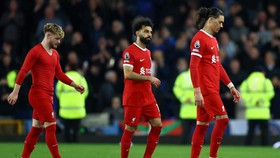 FOTO: Liverpool Makin Berat Juara Liga Inggris Usai Dihajar Everton