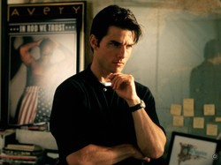 Film untuk Tom Hanks yang Akhirnya Jatuh ke Tom Cruise