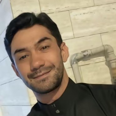 Reza Rahadian Ungkap Alasan Mualaf karena Ucapan Ibunda Soal Beda Keyakinan