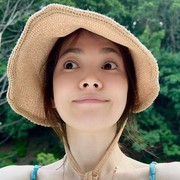 5 Potret Aktris Korea Song Hye Kyo Tanpa Makeup, Tetap Bikin Terpesona!