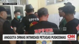 VIDEO: Viral, Anggota Ormas Intimidasi Petugas Puskesmas dengan Sajam