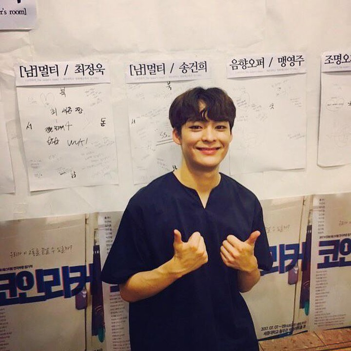 <p>Song Geon Hee melakukan permulaan dalam dunia akting di tahun 2017. Kariernya dimulai dengan sebuah web drama berjudul <em>Flat</em>. Meskipun masih pemula, ia berhasil bermain dan menampilkan akting yang memukau sebagai peran utama. (Foto: Instagram @songgeonhee)</p>