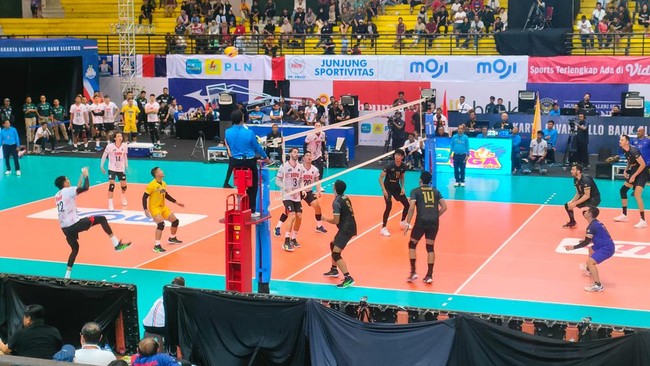 STIN BIN Dominasi Sukun Badak dengan Kemenangan Bersih 3-0 dalam PLN Mobile Proliga
