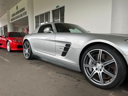 Bikin Geleng-geleng! Segini Pajak 2 Ferrari-1 Mercy Harvey Moeis yang Disita Kejagung