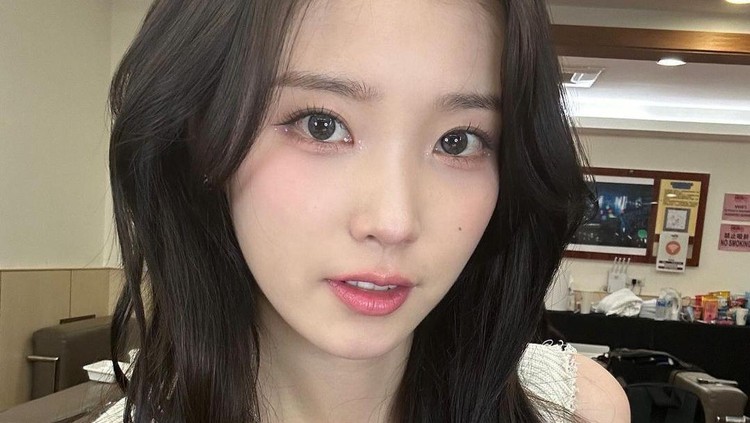 Penyanyi Korea Selatan IU