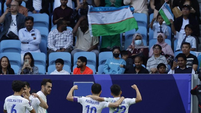 Tim yang berhasil lolos ke babak semifinal Piala Asia U-23 2024 telah bertambah. Berikut daftar tiga tim negara lolos semifinal Piala Asia U-23 2024.